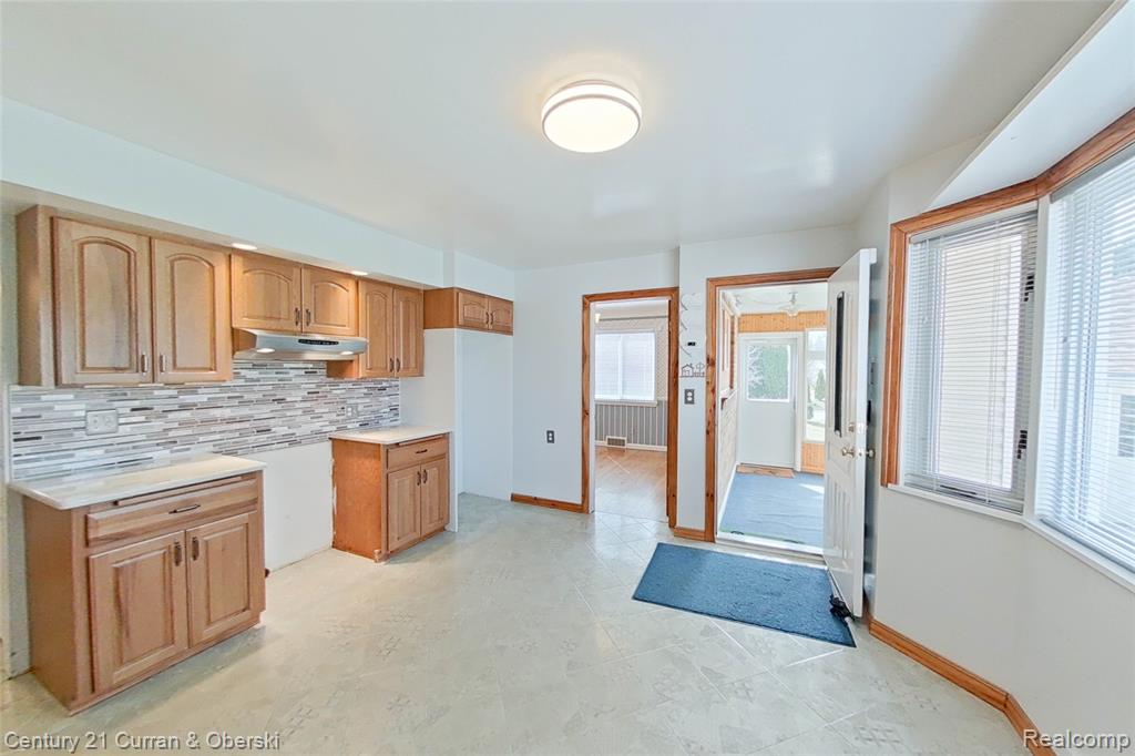 688 New Hampshire Avenue, Marysville, MI 48040 — Photo 20