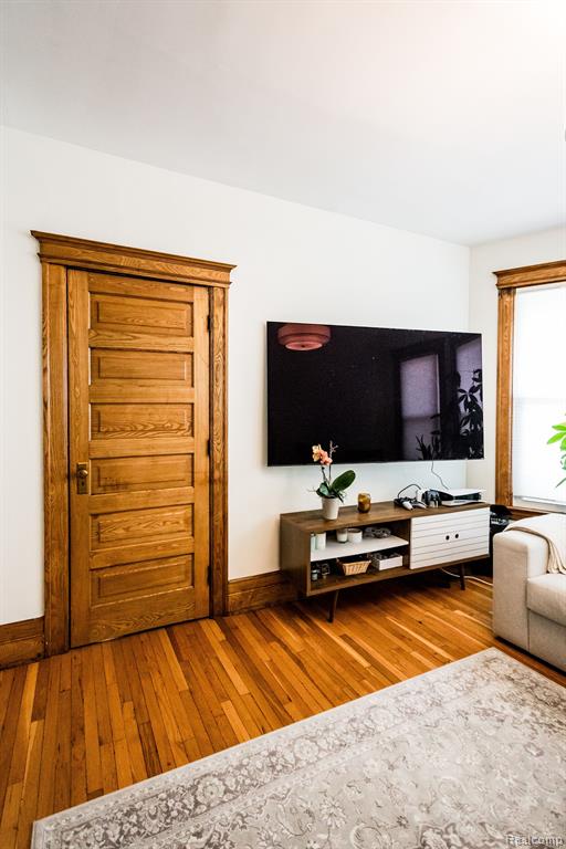 1020 FERDINAND Street, Detroit, MI 48209 — Photo 19