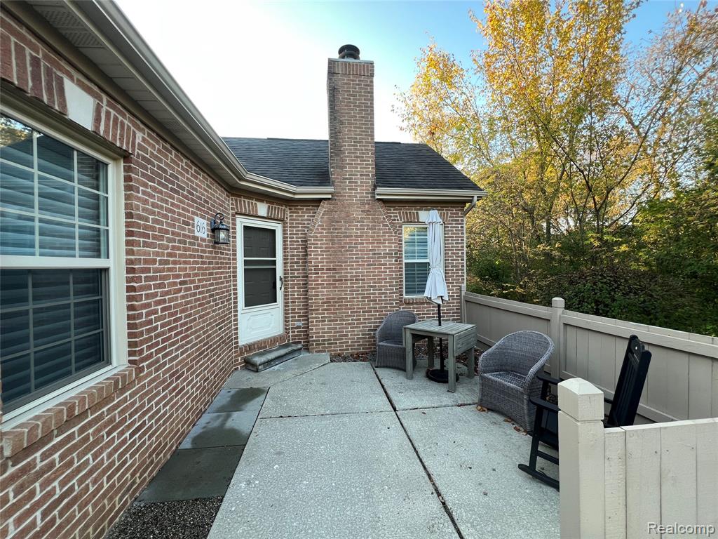616 Perry Creek Drive, 11, Grand Blanc, MI 48439 — Photo 3