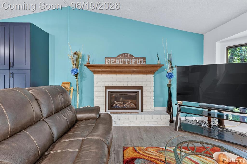 4200 Stockemer, White Lake, MI 48383 — Photo 10