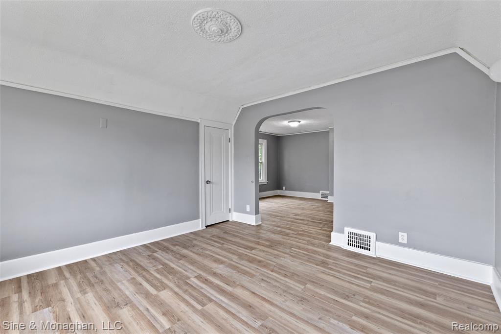 5553 Nottingham Road, Detroit, MI 48224 — Photo 17