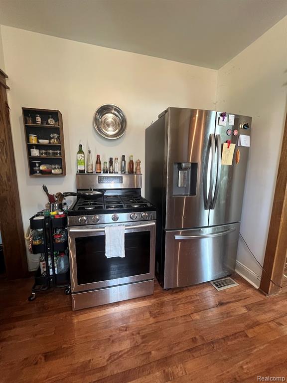 577 Laprairie Street, Ferndale, MI 48220 — Photo 6