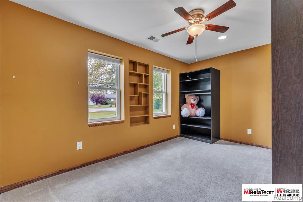 16245 Helen Street, Southgate, MI 48195 — Photo 13