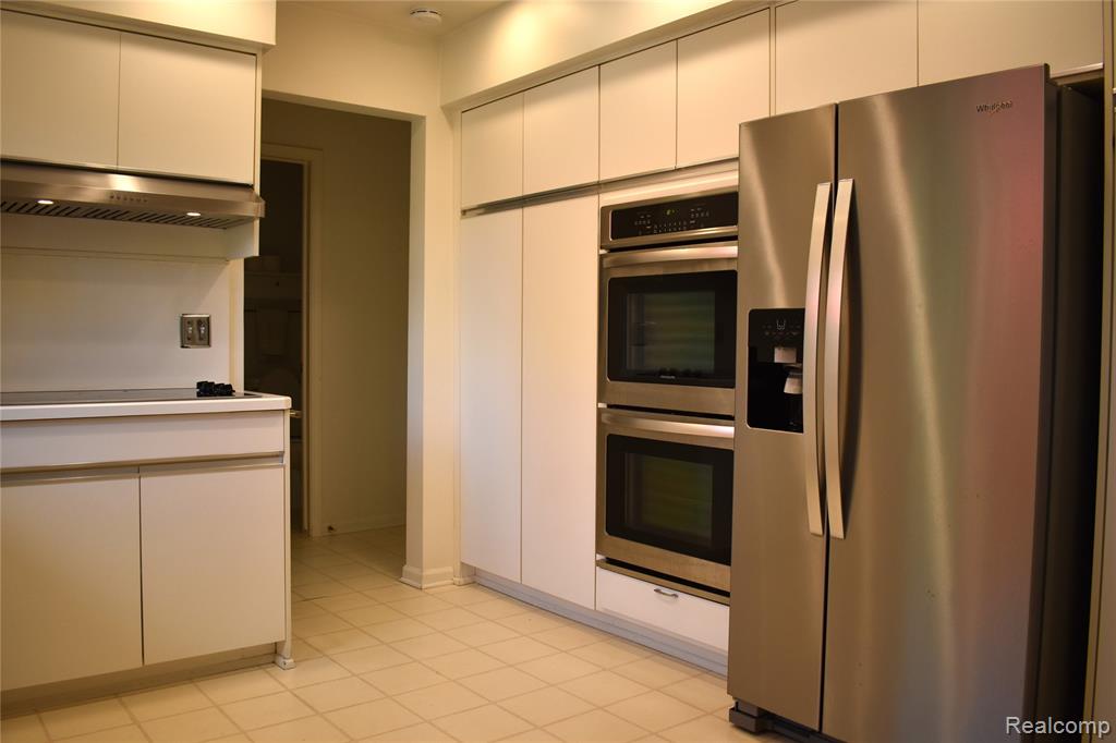 5441 Provincial Drive, Bloomfield Hills, MI 48302 — Photo 15
