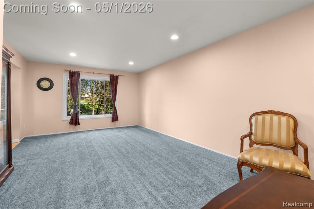5686 Stratford Drive, West Bloomfield, MI — Photo 7