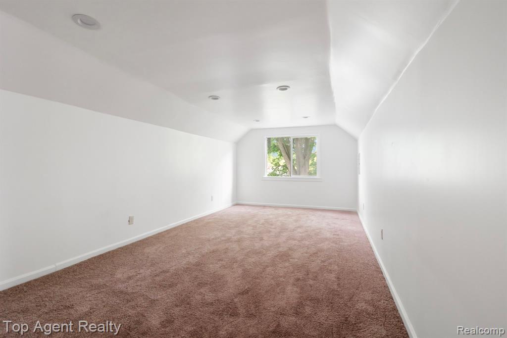 19164 Riopelle Street, Highland Park, MI 48203 — Photo 27