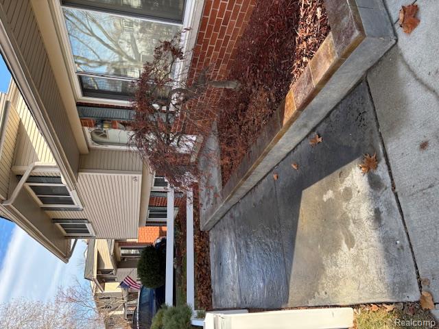 674 Langley Boulevard, Commerce Twp, MI — Photo 3