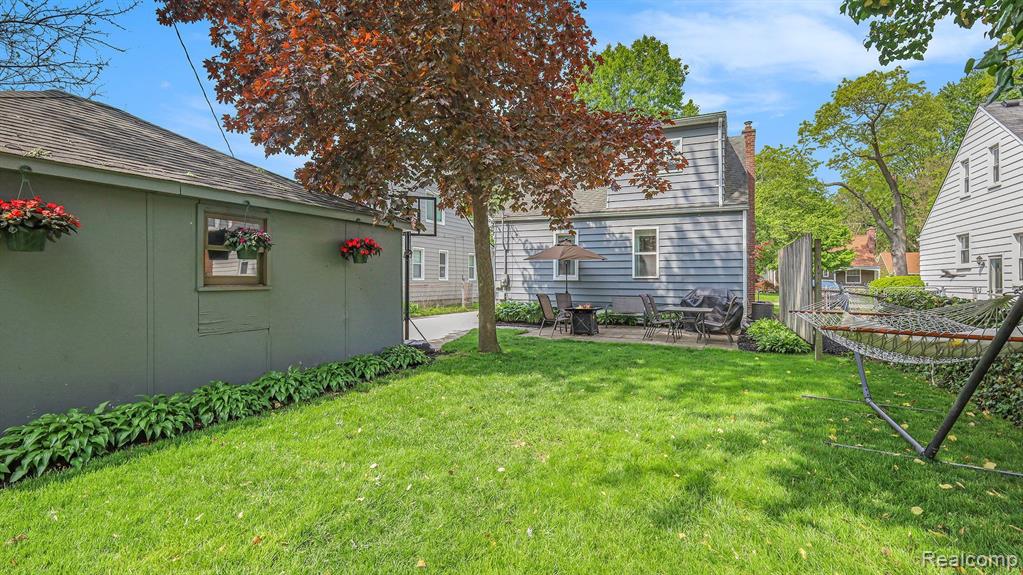 810 N GAINSBOROUGH Avenue, Royal Oak, MI 48067 — Photo 31