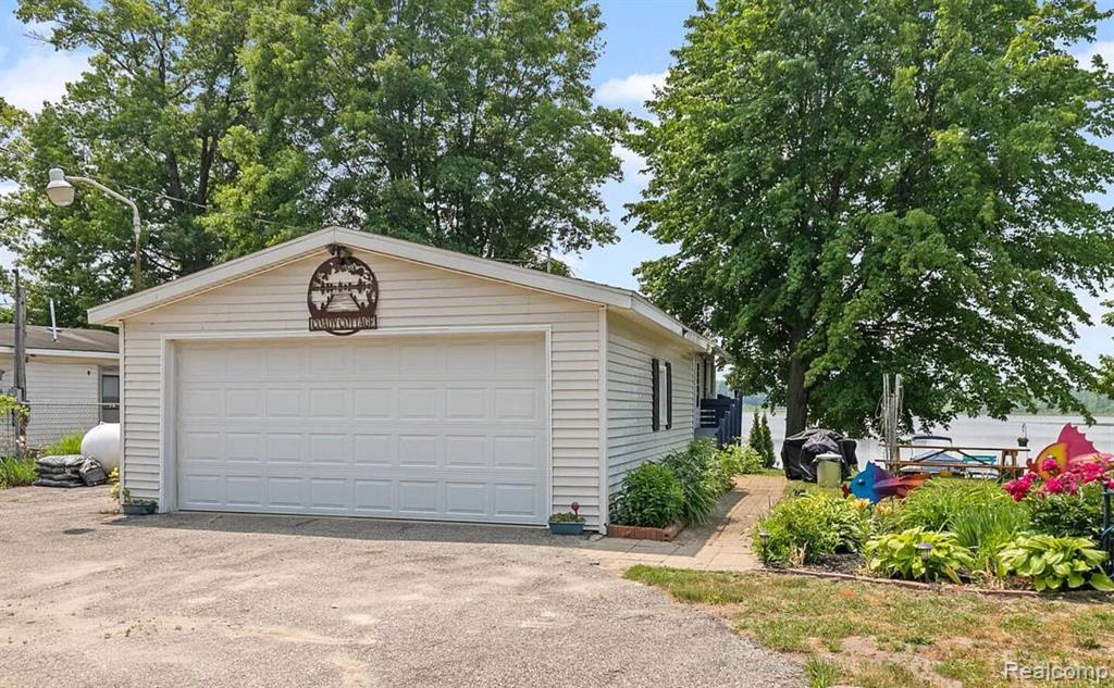 4991 Lakeview Drive, Coral, MI 49322 — Photo 46