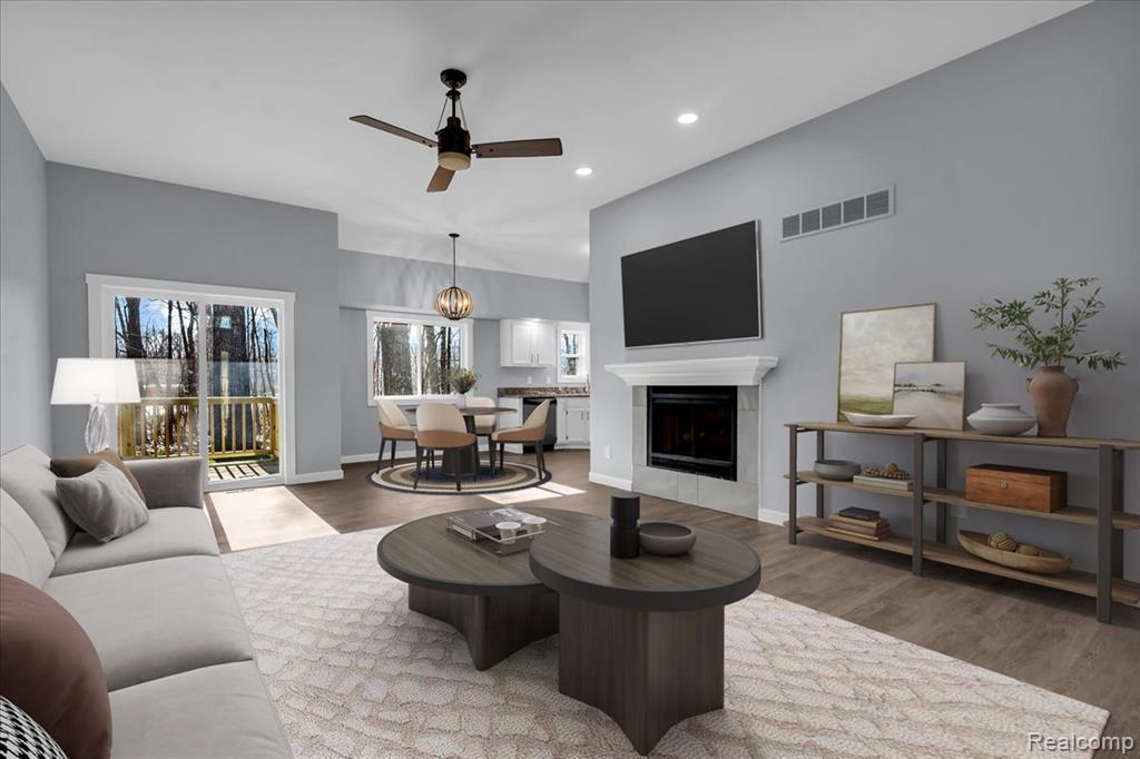 10557 Skeman Road, Brighton, MI 48114 — Photo 4