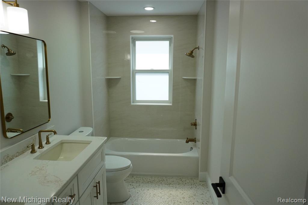 3653 Phillips Avenue, Berkley, MI 48072 — Photo 51