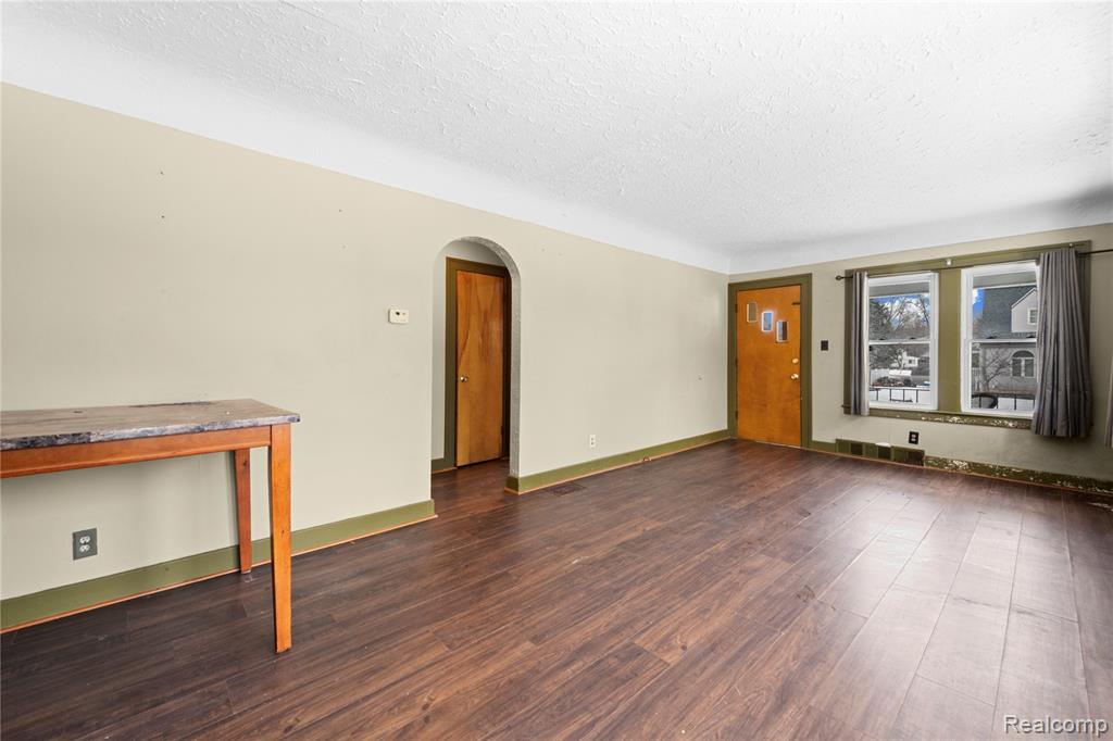 4841 Kempf Street, Waterford, MI 48329 — Photo 6