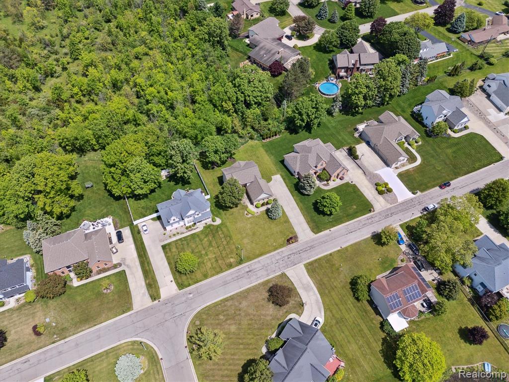 672 Morningside Drive, Grand Blanc, MI 48439 — Photo 53