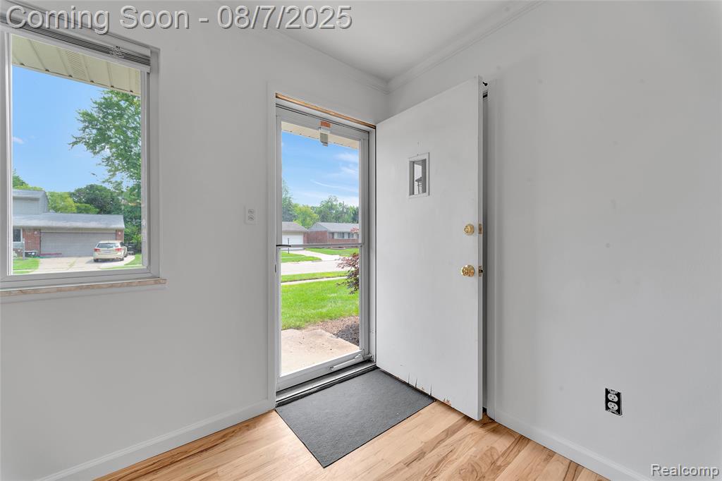 43403 Vivian Drive, Sterling Heights, MI 48313 — Photo 7