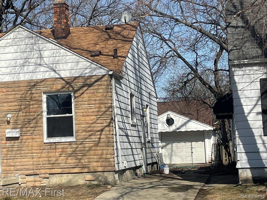 8810 Farmbrook Street - Photo 3