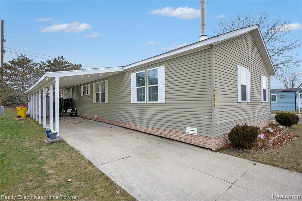 46229 Worlington Dr, Macomb, MI 48044 — Photo 26