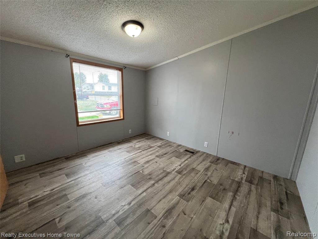 3679 Chestnut Ln Lane, Dryden, MI 48428 — Photo 16