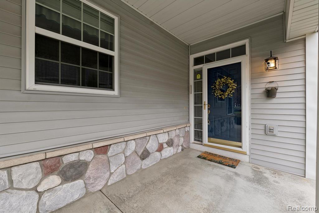 4035 Hillsdale Drive, Auburn Hills, MI 48326 — Photo 5