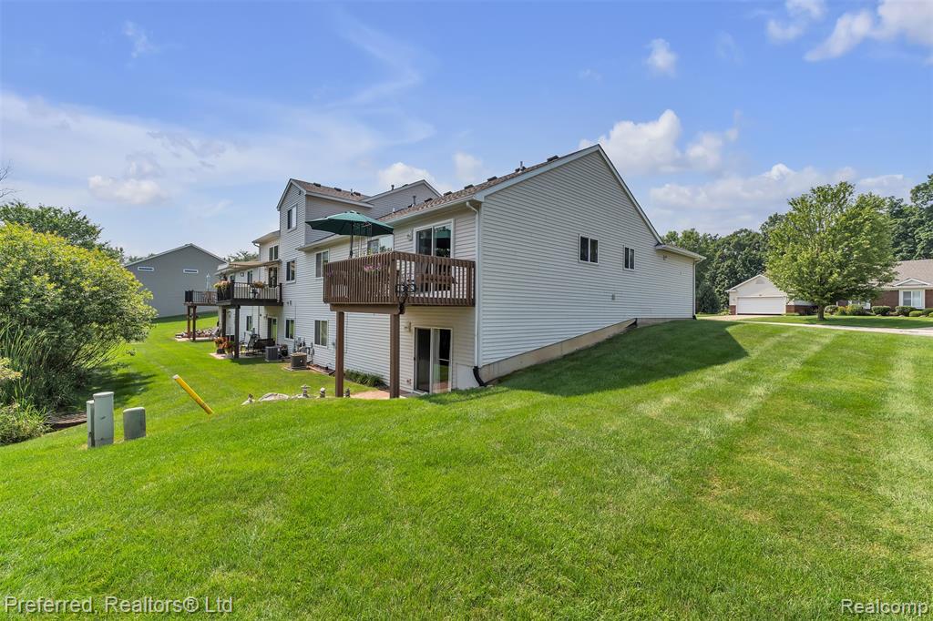 77 Sedum, Howell, MI 48843 — Photo 41