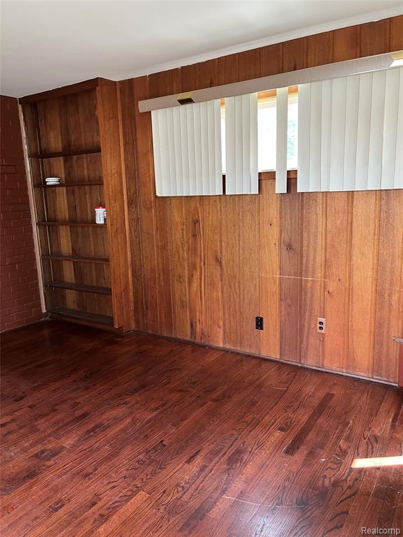 9001 Riverdale, Redford, MI 48239 — Photo 18