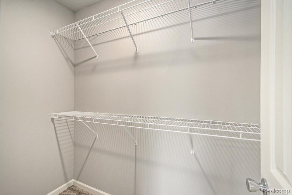 8128 Towas Lane, Fowlerville, MI 48836 — Photo 12
