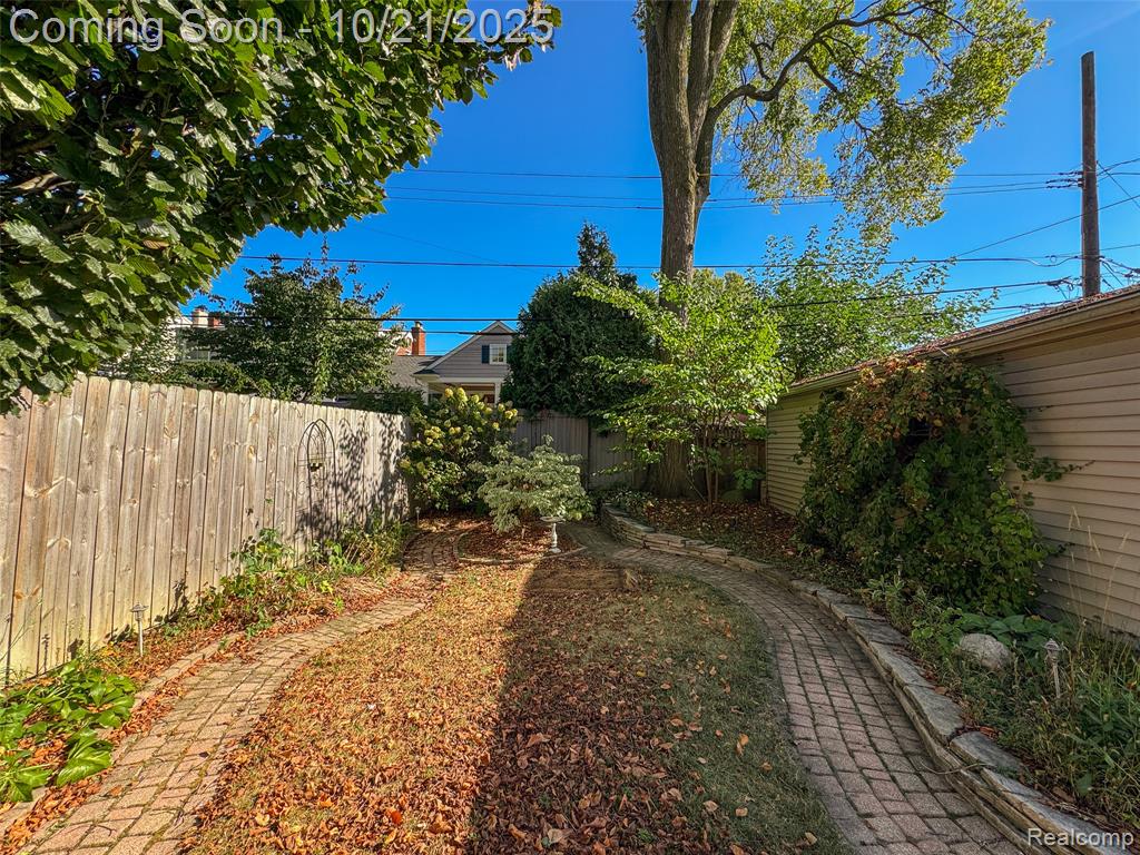 4110 Arlington Drive, Royal Oak, MI 48073 — Photo 18