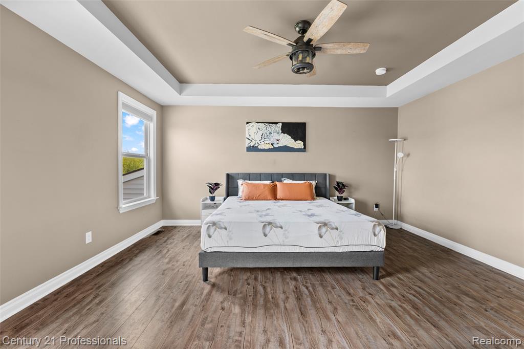 2083 Findley Circle, Lake Orion, MI — Photo 29