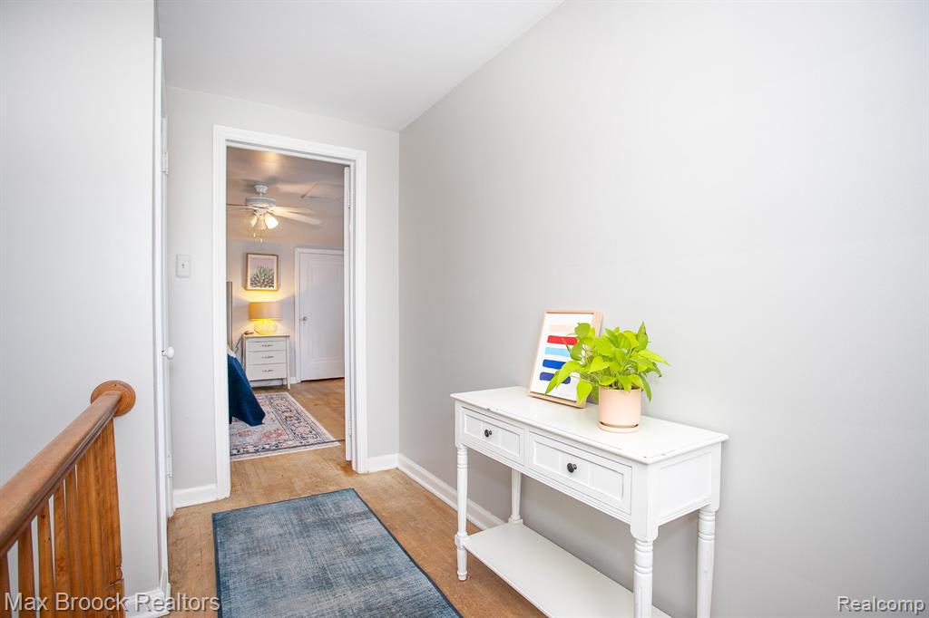 13353 Sherwood Drive, Huntington Woods, MI — Photo 30