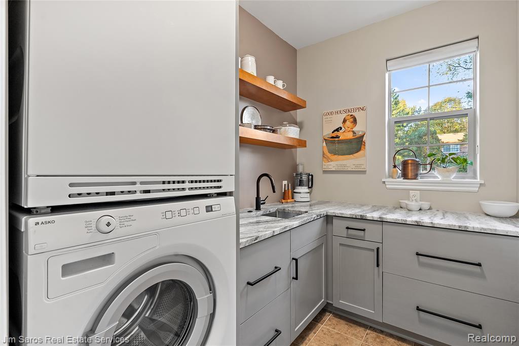 3 S River Court, Grosse Pointe Woods, MI 48236 — Photo 12