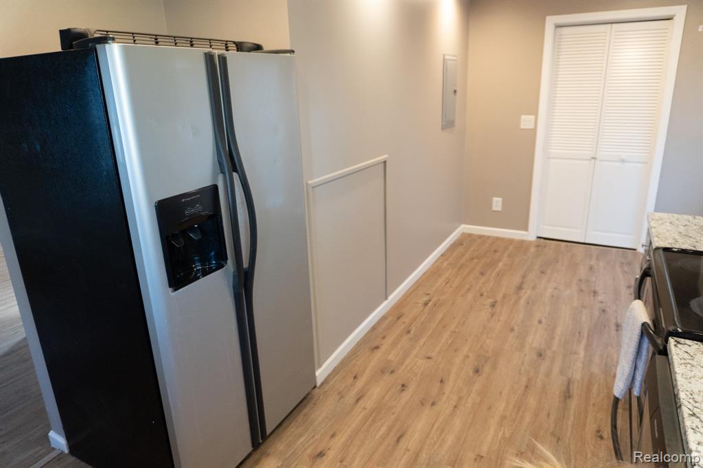 400 W MAIN Street, Durand, MI 48429 — Photo 17