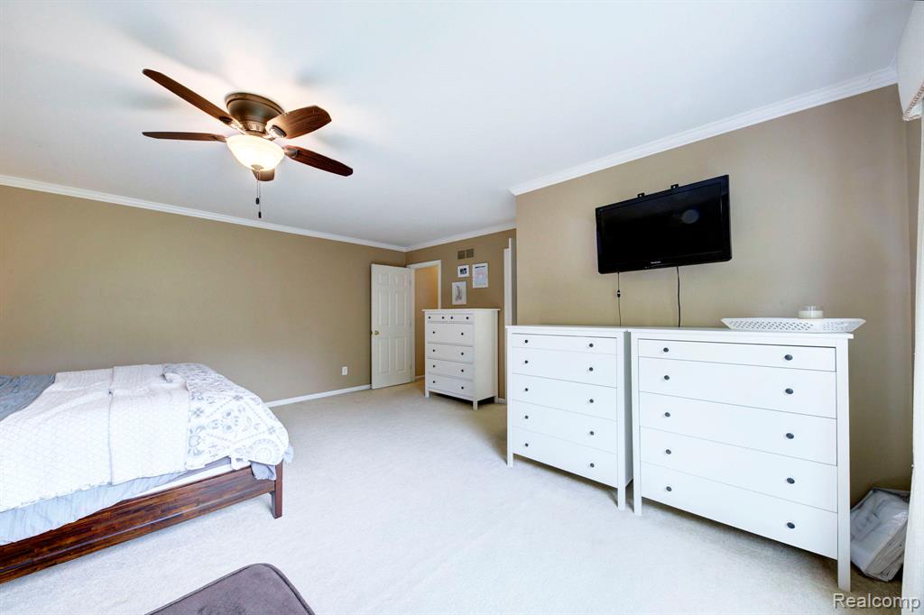 46500 E Oak Manor Court, Canton, MI 48187 — Photo 28