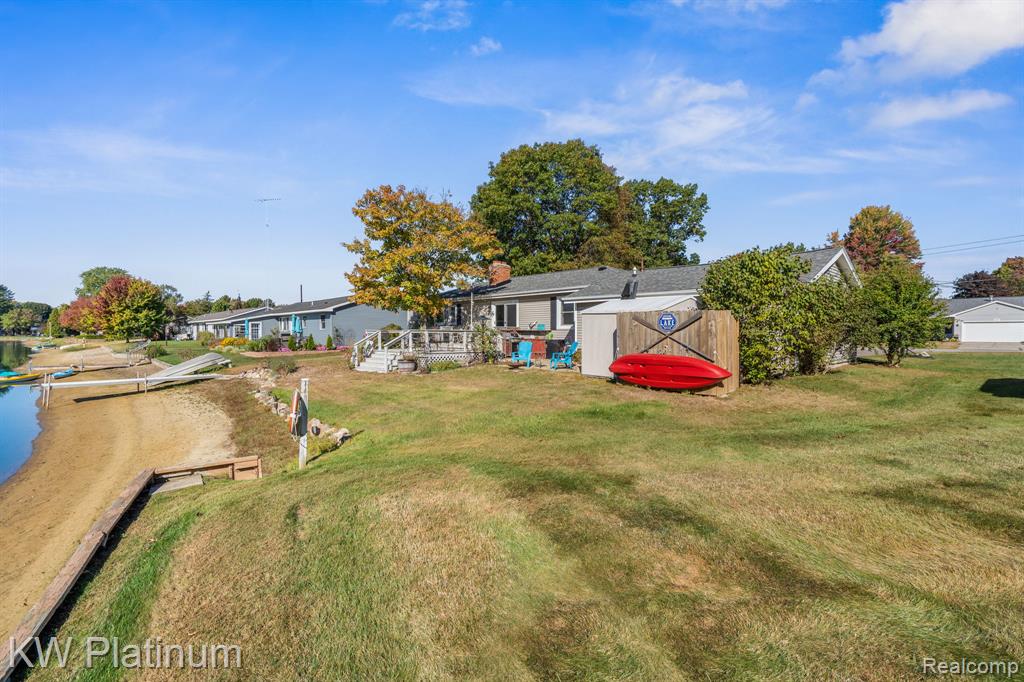 3269 Lake Drive, Fort Gratiot, MI 48059 — Photo 29