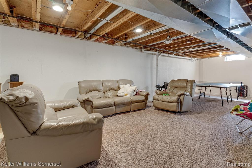55328 BELMONT Drive, Shelby Twp, MI 48315 — Photo 53