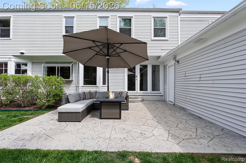 4238 Apple Valley Lane, West Bloomfield, MI 48323 — Photo 43