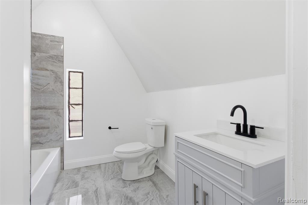 9500 La Salle Boulevard, Detroit, MI 48206 — Photo 39
