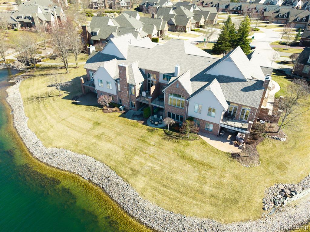 10725 WATERFALL, South Lyon, MI 48178 — Photo 46