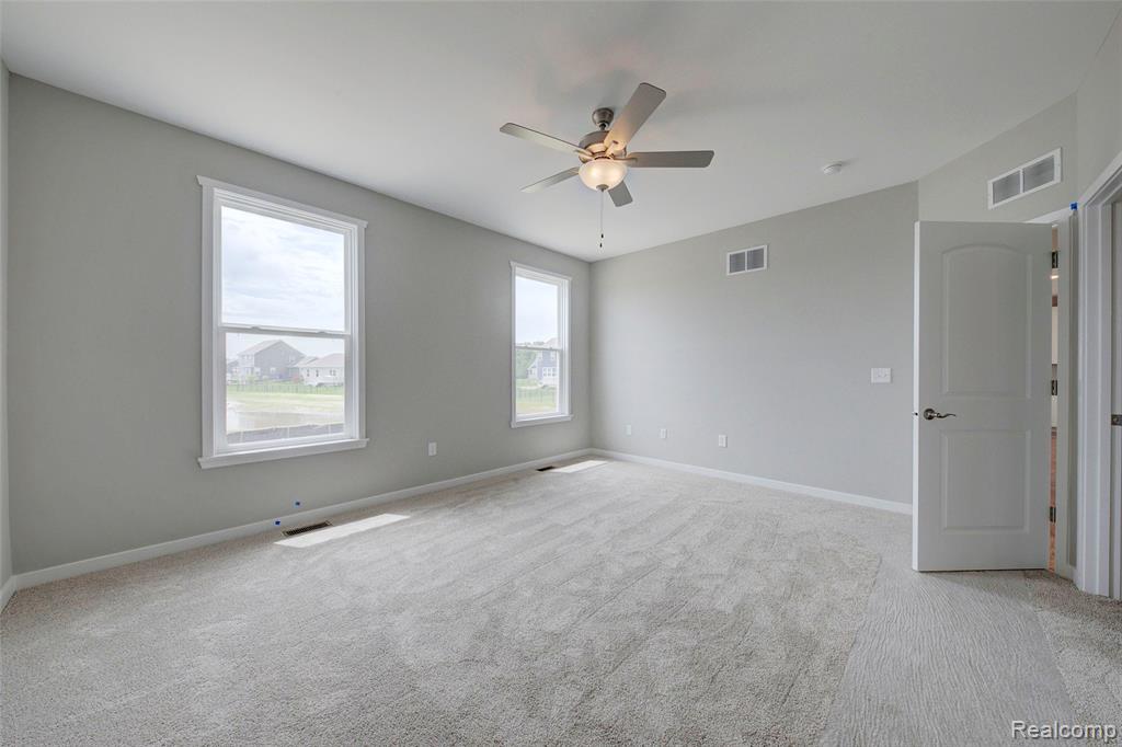 659 ROUND ROCK DR, Howell, MI 48843 — Photo 15