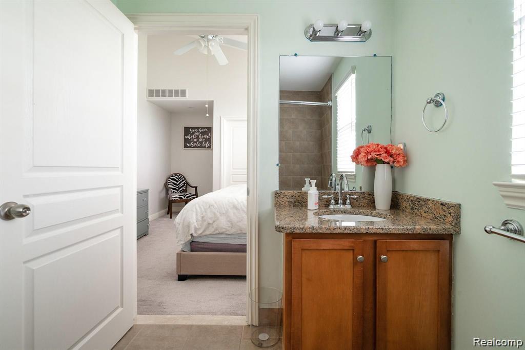 45630 Altz Street, Utica, MI 48315 — Photo 17