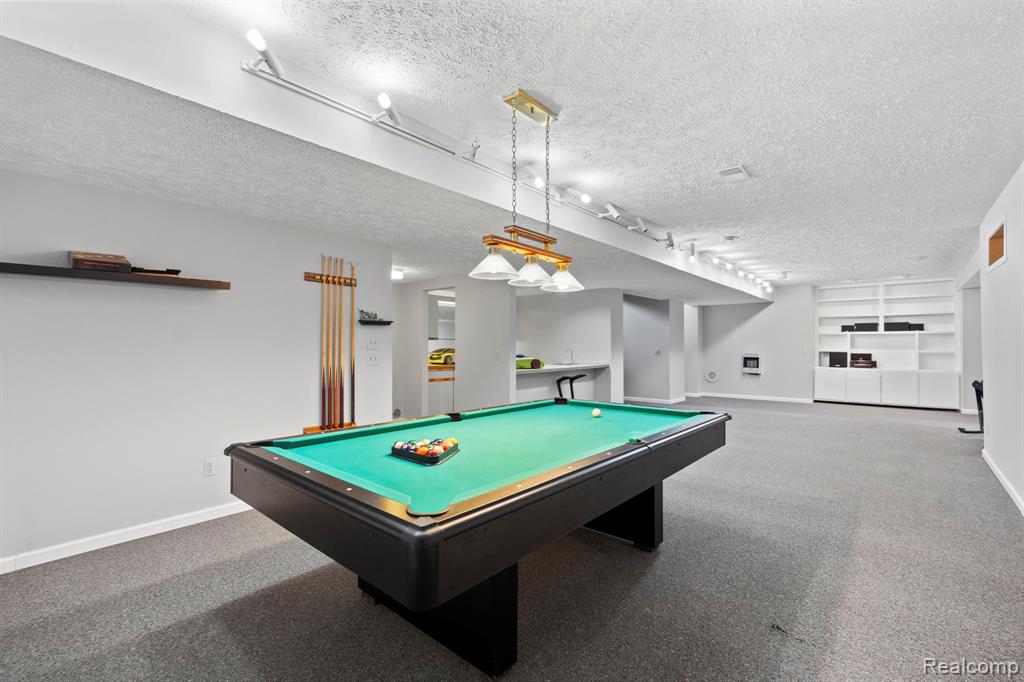 4540 Rolling Pine Court, West Bloomfield, MI 48323 — Photo 37