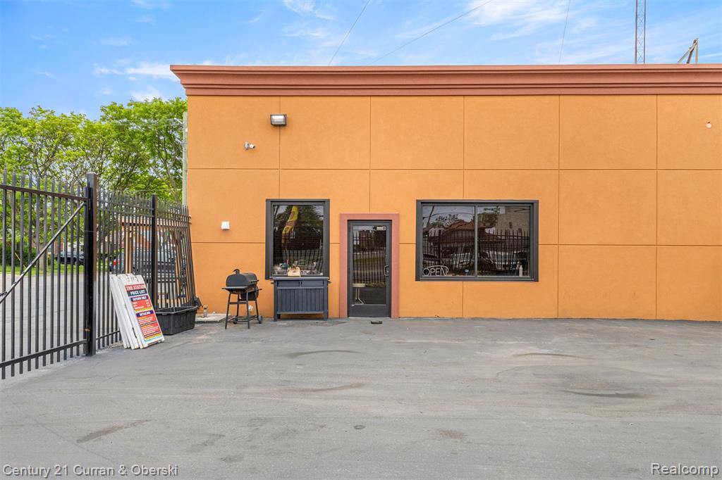 8301 W Chicago, Southgate, MI 48204 — Photo 6