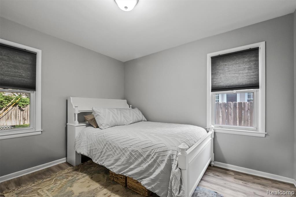 803 Oakridge Avenue, Royal Oak, MI 48067 — Photo 19