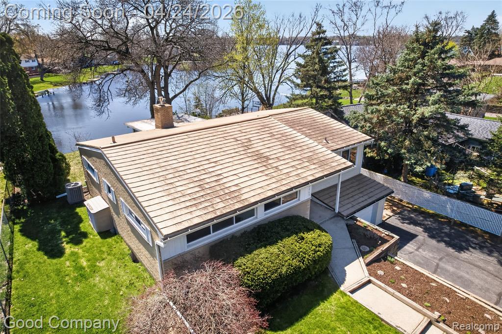 3463 Coseyburn Road, Waterford, MI 48329 — Photo 4