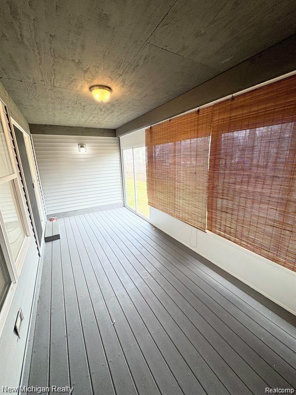 5191 SANDALWOOD Circle, Grand Blanc, MI 48439 — Photo 11