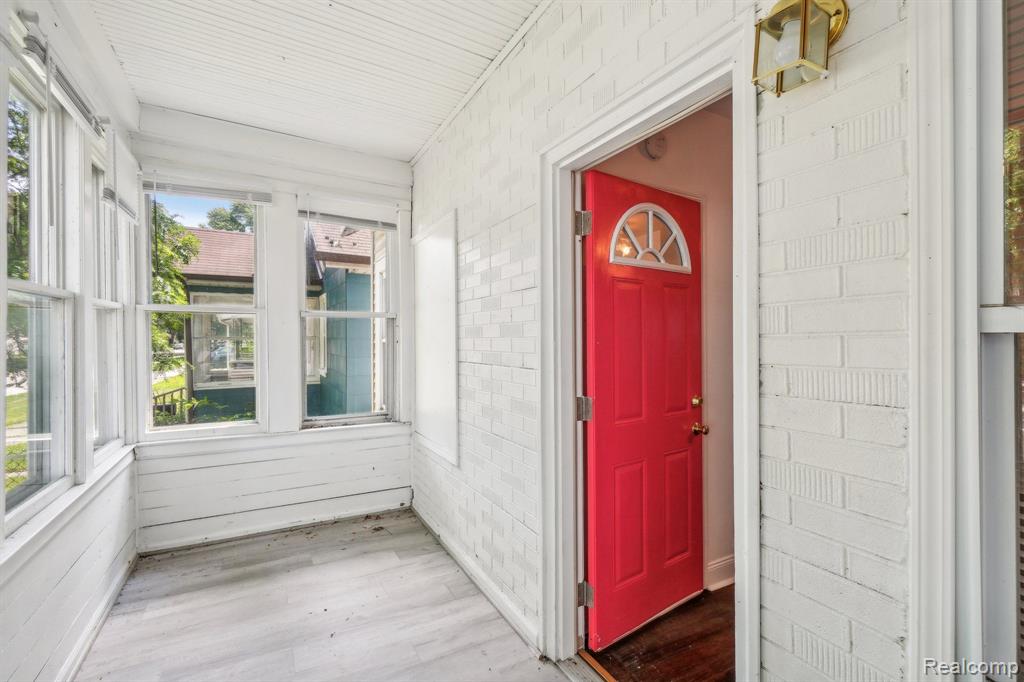 46 E HAYES Avenue, Hazel Park, MI 48030 — Photo 4