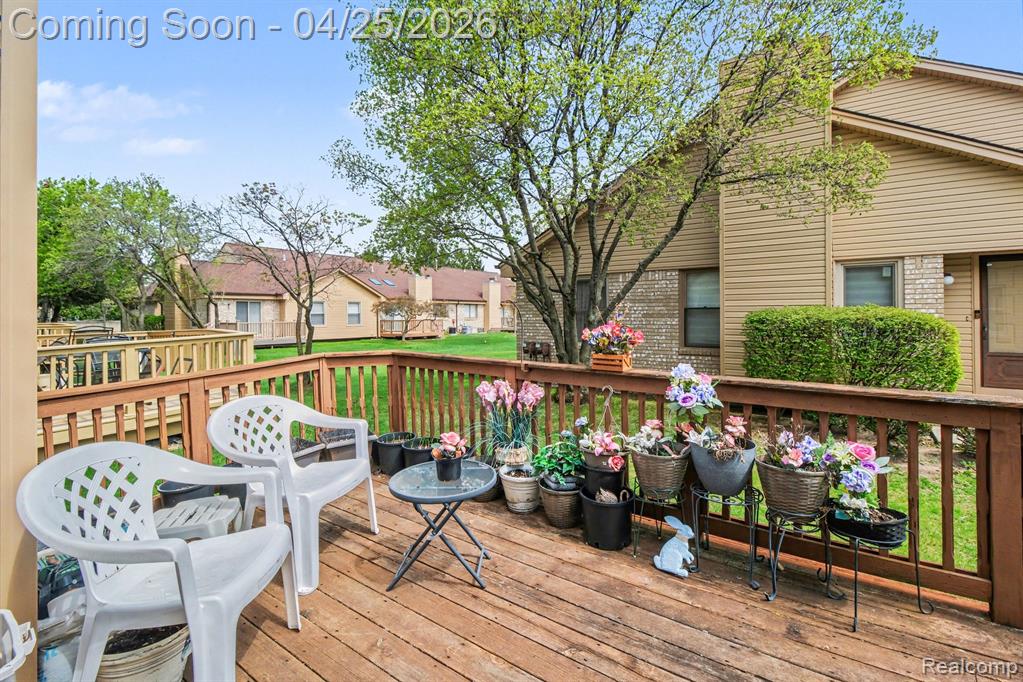 41326 Ambercrest Drive, Sterling Heights, MI 48314 — Photo 26