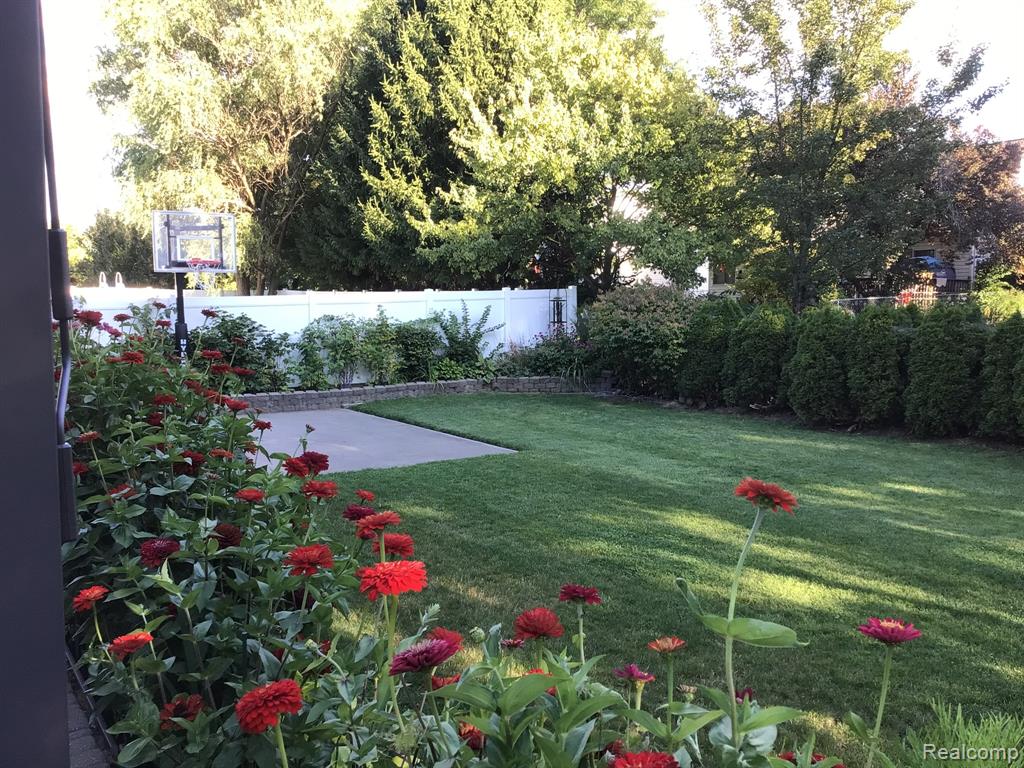 48 Rosemary Street, Lapeer, MI 48446 — Photo 76