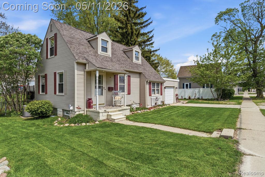 310 W Caroline Street, Fenton, MI 48430 — Photo 4