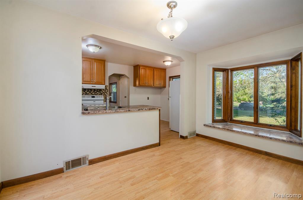 8344 Ellis Road, Clarkston, MI 48348 — Photo 16