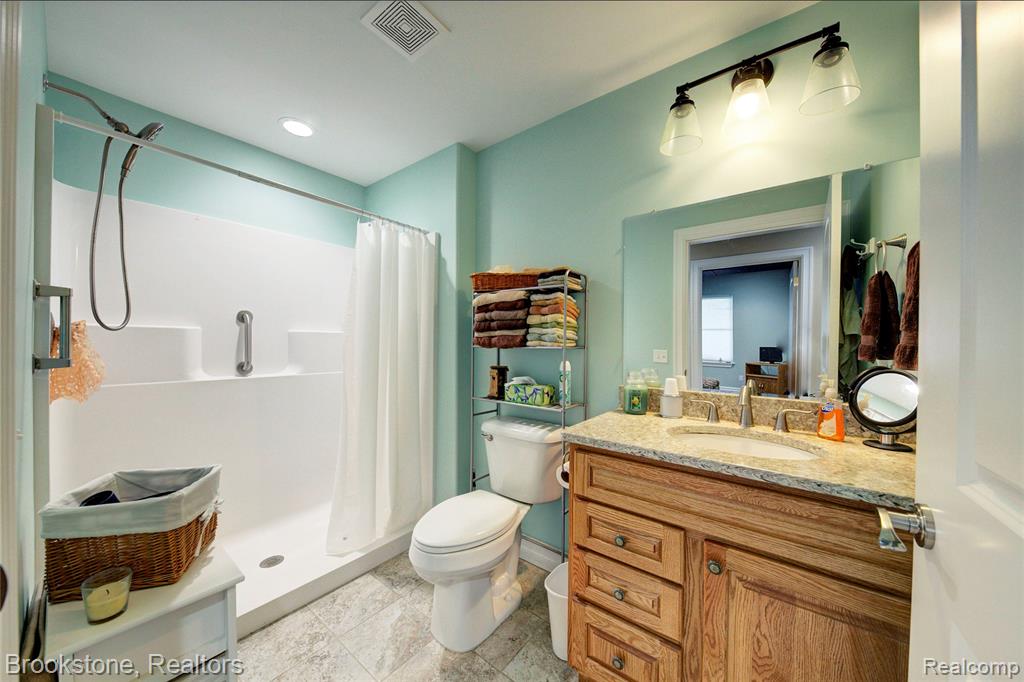 1266 Christine Drive, Lapeer, MI 48446 — Photo 47