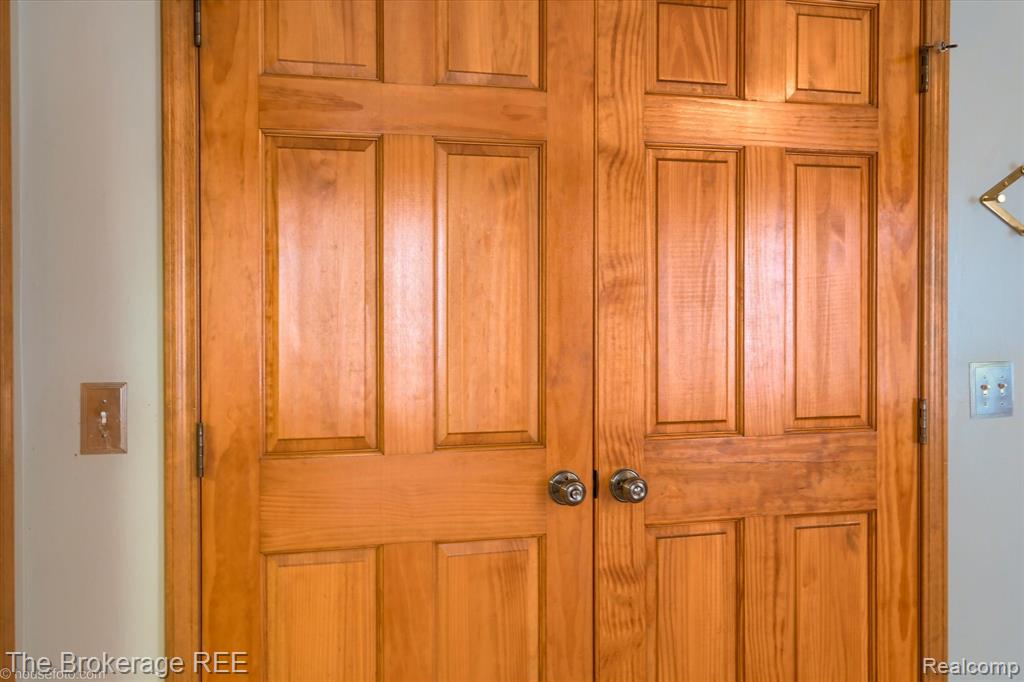 5475 Woodfield Parkway, Grand Blanc, MI 48439 — Photo 53